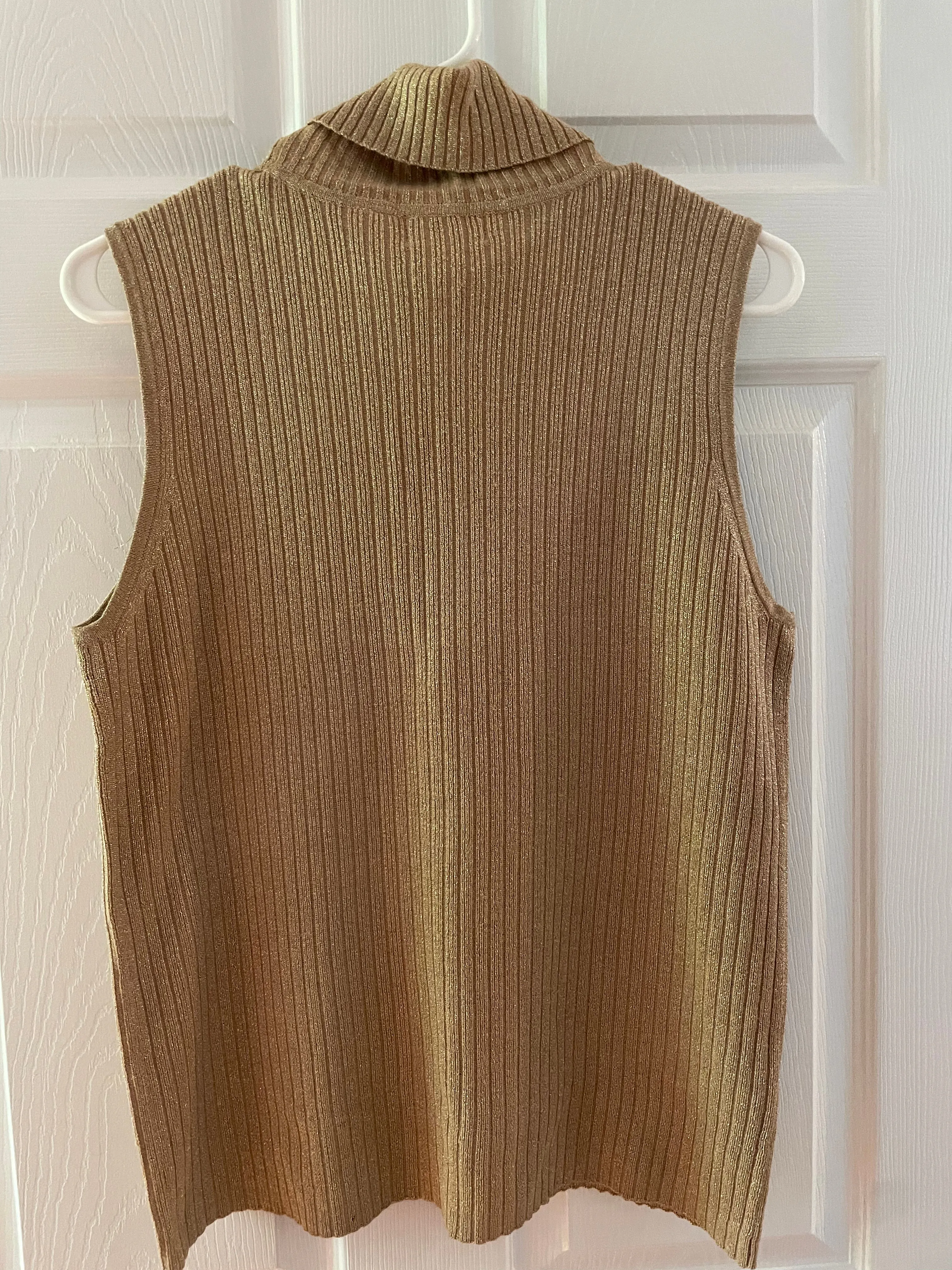 € Women/Juniors Large Liz Claiborne Gold Sparkle Sleeveless Turtleneck Holiday Christmas Sweater