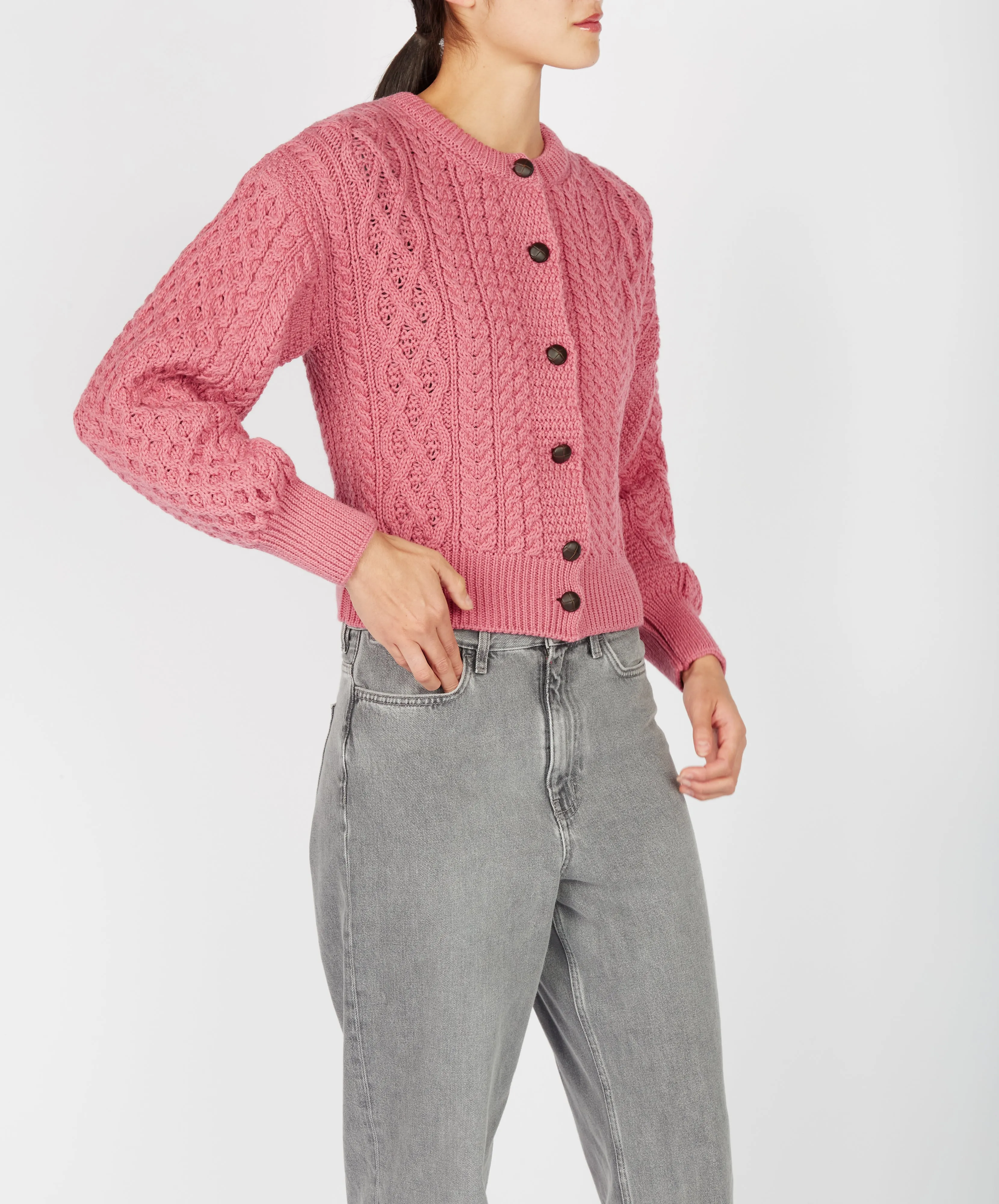 Clover Cropped Aran Cardigan Rosa Pink