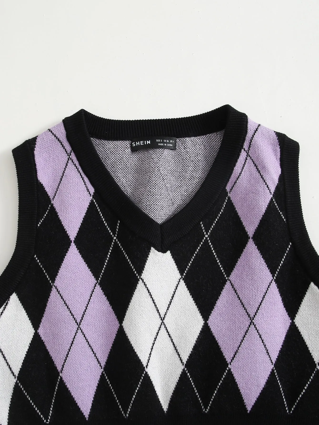 EZwear Argyle Pattern Sweater Vest