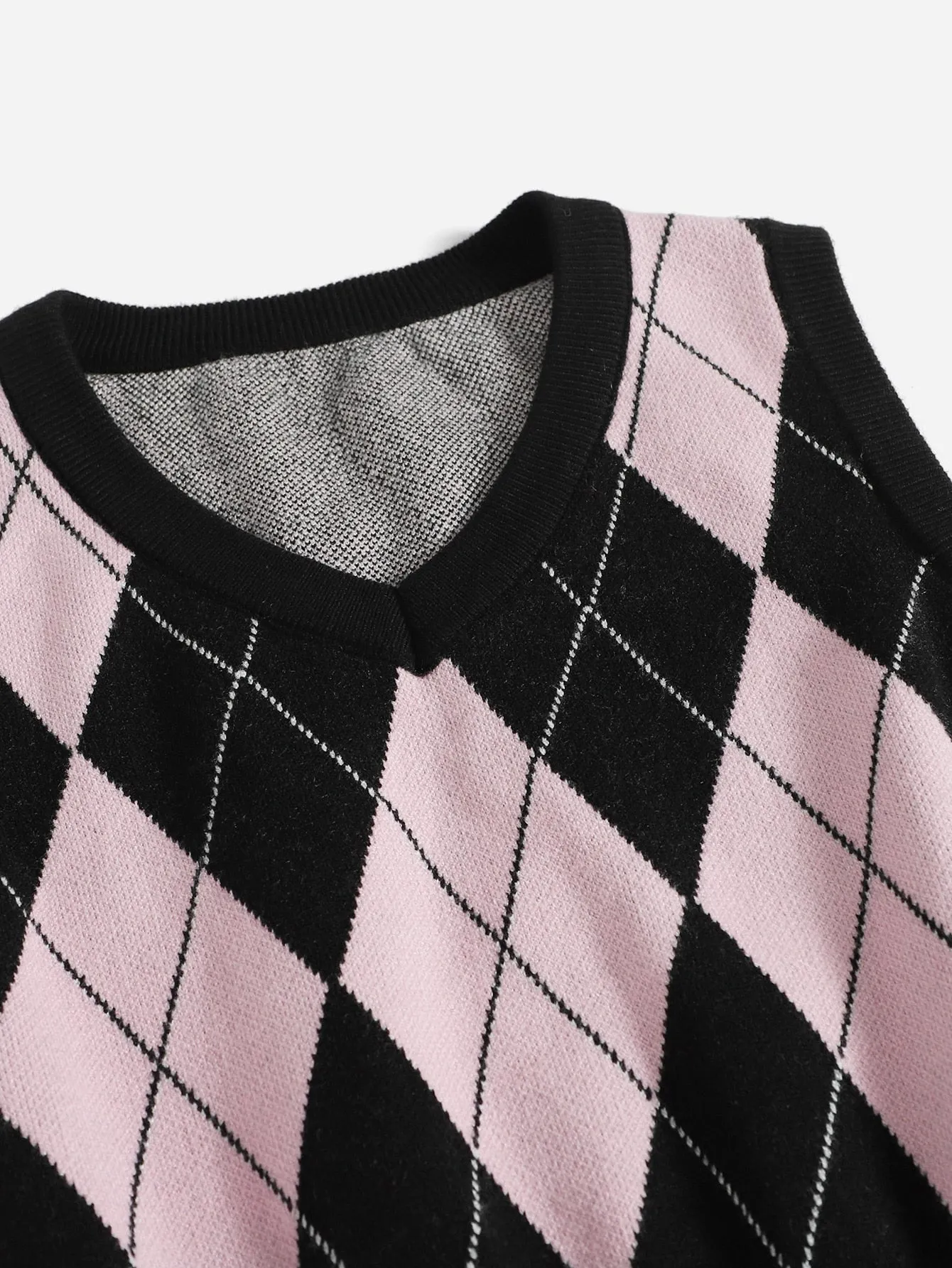 EZwear Argyle Pattern Sweater Vest