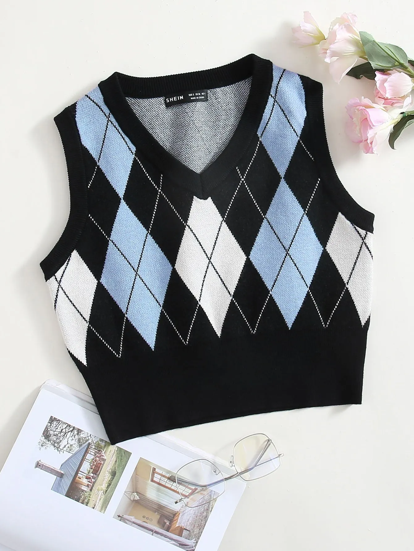 EZwear Argyle Pattern Sweater Vest