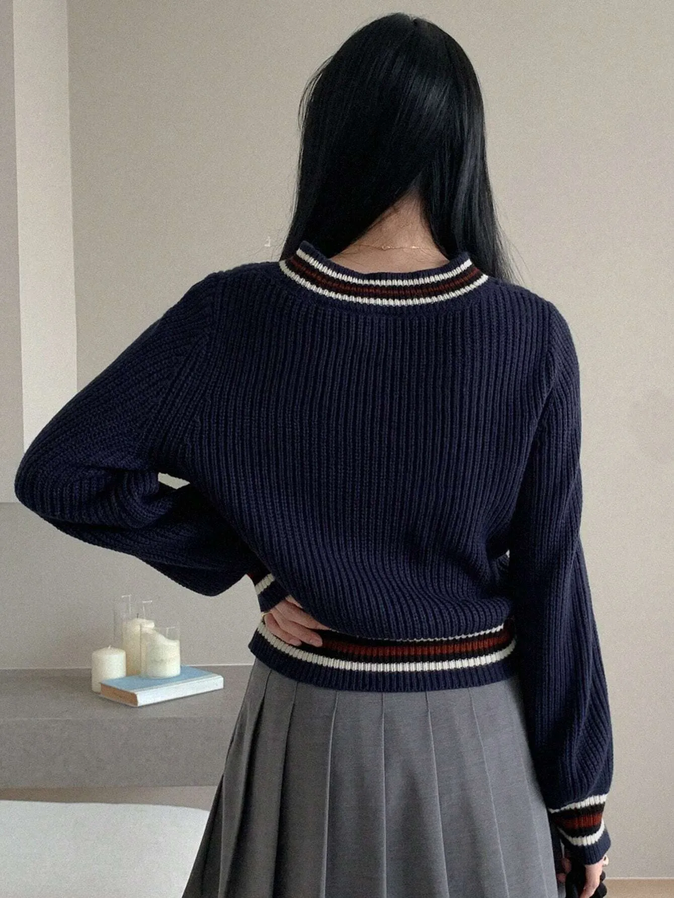 SHEIN DAZY Casual Color Block V-Neck Sweater For Women